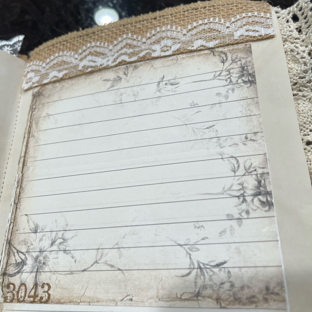 SOLD Junk journal SOLD - Picture 4 of 15